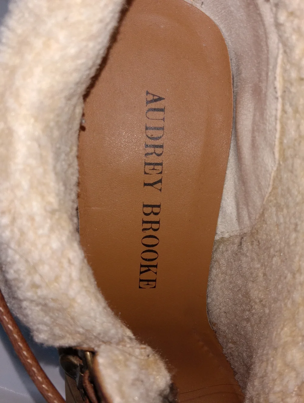 Audrey Brooke Leather Stiletto Platform Booties 9 M - Picture 9 of 10